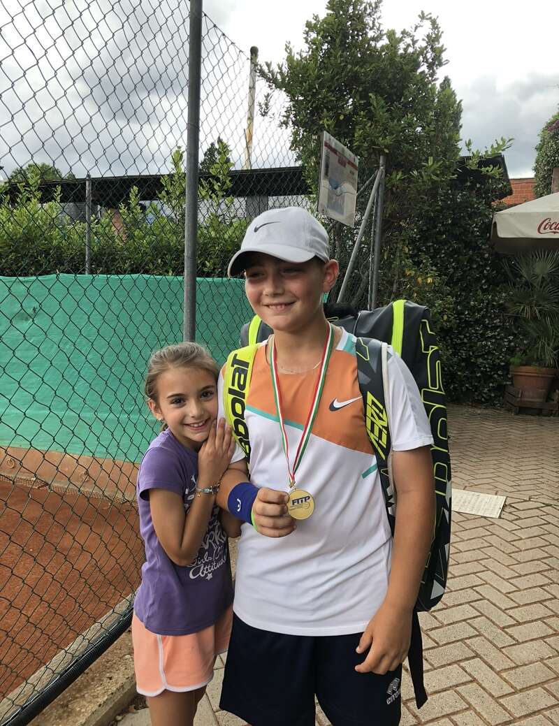 Help with my two lovely kids and explore Rome, Italy