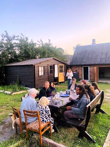 Family Guy Haus im Hinterhof