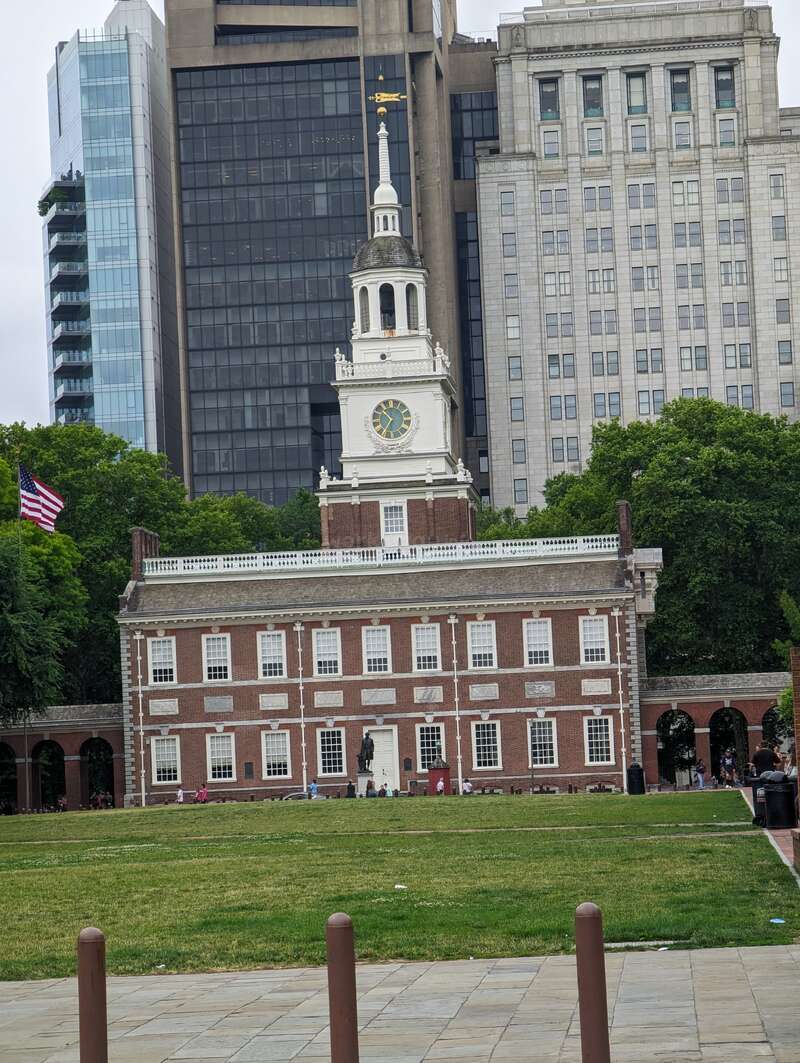 Come and help us clear the leaves in Glenside near Philadelphia, USA