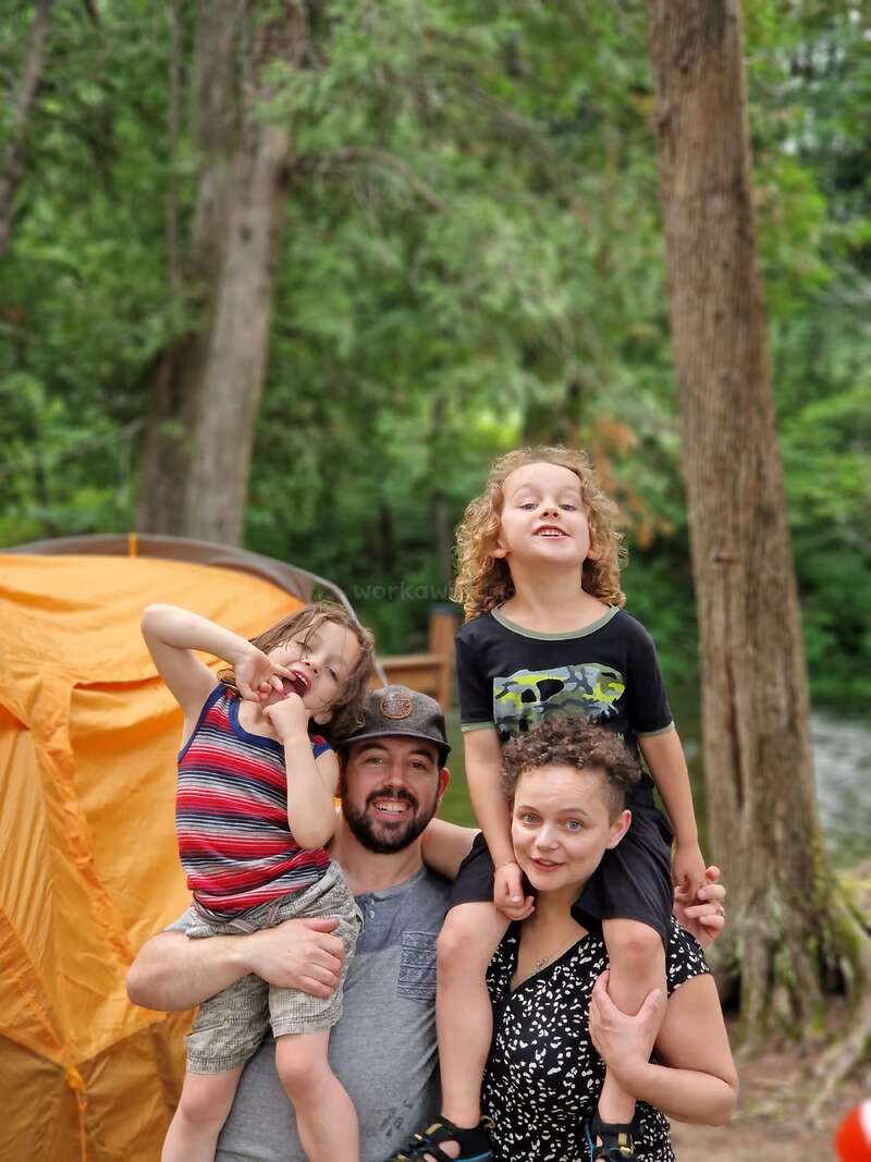 Help our family with language practice and daily life in TroisRivières