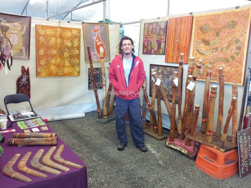 Help making Didgeridoos & Art near Noosa, QLD