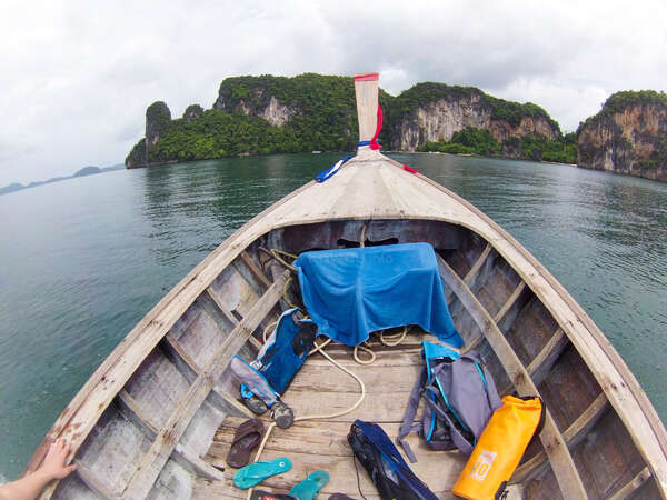 workaway travel budget island life boat on sea