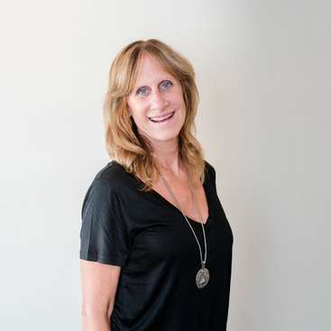 Profile photo of Laura