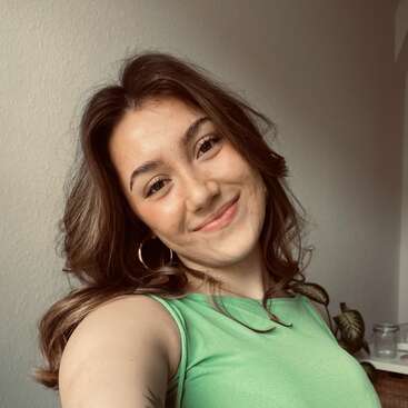 Profile photo of Mia