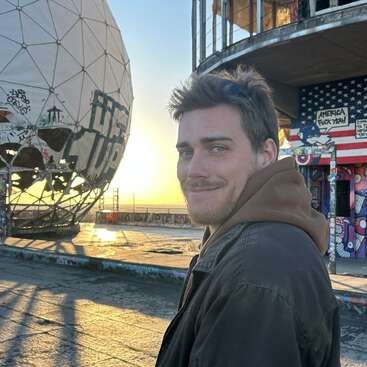 Profile photo of Romain