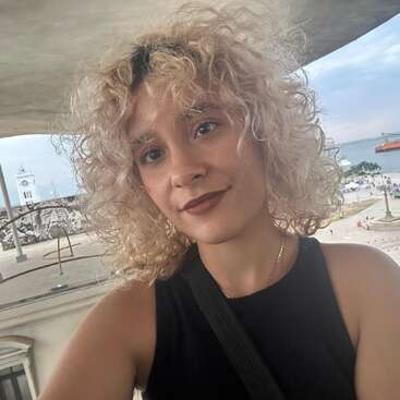 Profile photo of Lina