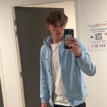 Profile photo of Louis