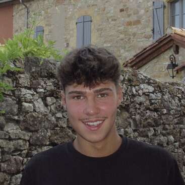 Profile photo of Louis