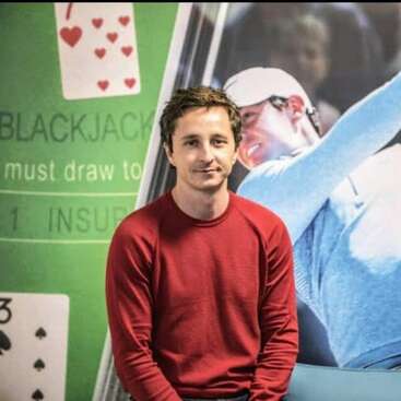 Profile photo of Denis