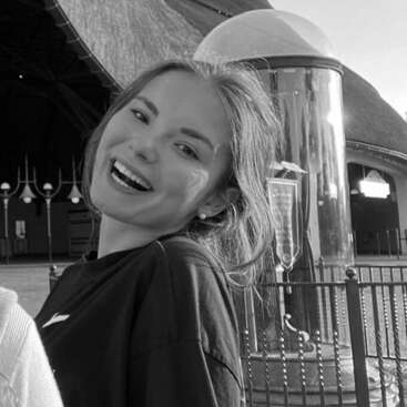 Profile photo of Héloïse