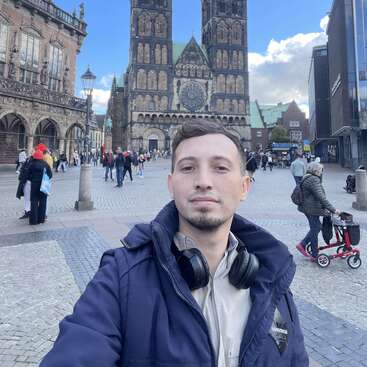 Profile photo of Carlos