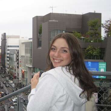 Profile photo of Laura