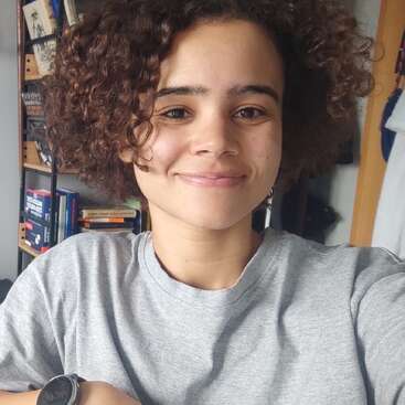 Profile photo of Julie-Emane