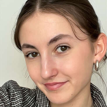 Profile photo of Valerie